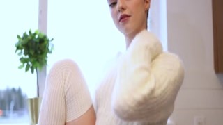 Gia Rae - Making It Hot
